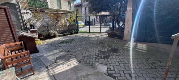 8-Zimmer Haus in Sant'Ambrogio di Torino, Italy, Nr. 40243 3