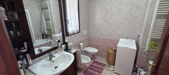 8-Zimmer Haus in Sant'Ambrogio di Torino, Italy, Nr. 40243 42