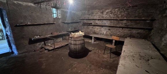 8-Zimmer Haus in Sant'Ambrogio di Torino, Italy, Nr. 40243 8