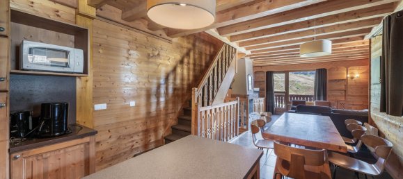 3 bedrooms Apartment in Les Belleville, France No. 1344 3