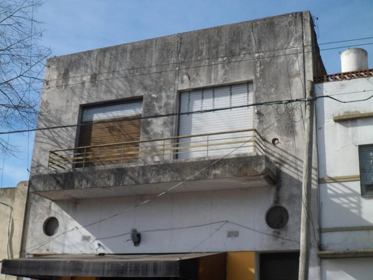 3 bedrooms Apartment in Avellaneda, Argentina No. 66810