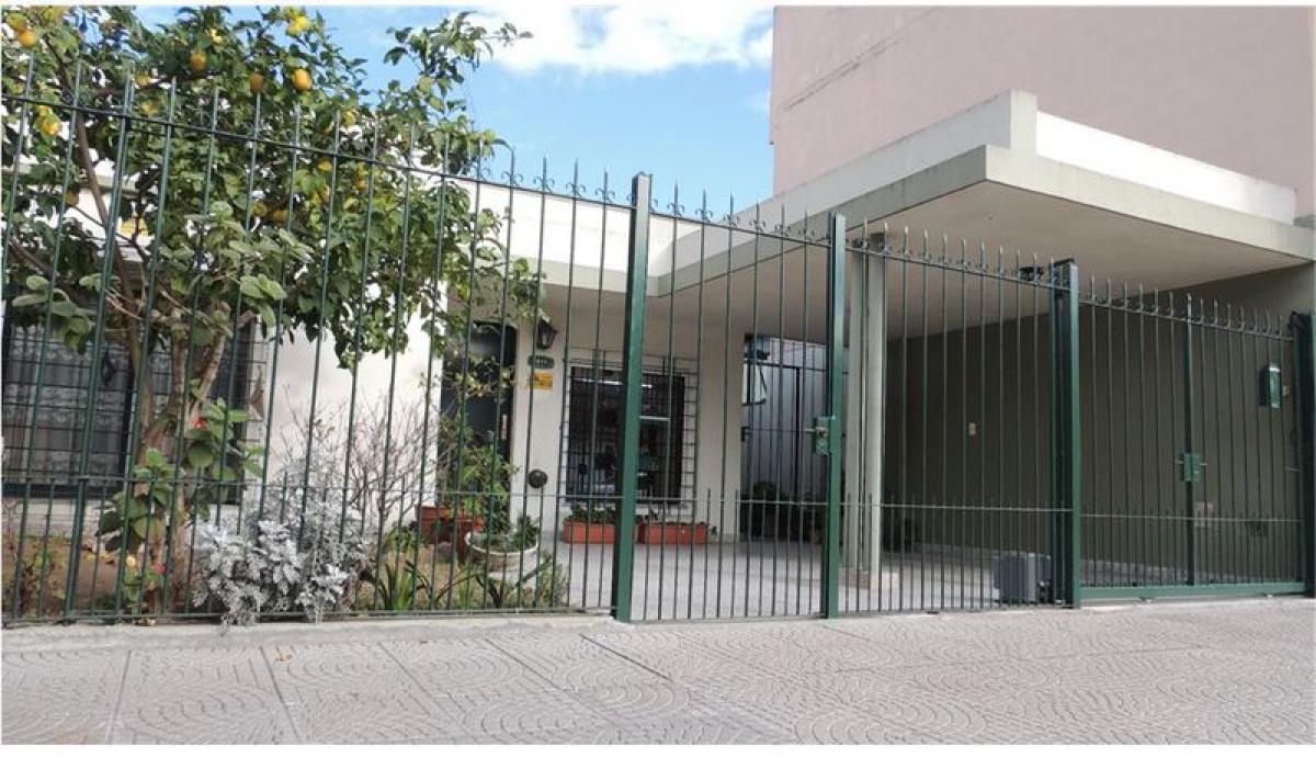 3 غرف نوم منزل في Moron, Argentina رقم 7595