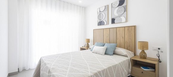 Apartamento de 2 dormitorios en Murcia, Spain No. 132646 18