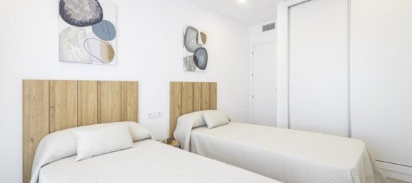 Apartamento de 2 dormitorios en Murcia, Spain No. 132646 20