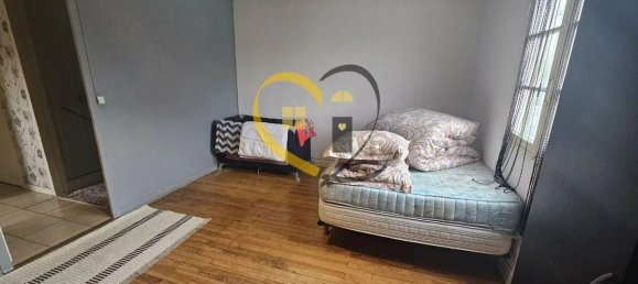 2 bedrooms House in Parassy, France No. 87808 3