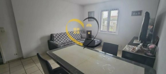 2 bedrooms House in Parassy, France No. 87808 2