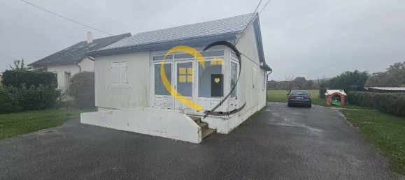 2 bedrooms House in Parassy, France No. 87808 10