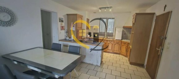 2 bedrooms House in Parassy, France No. 87808 7