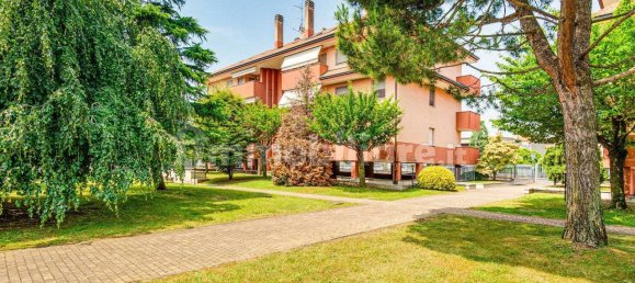 2 bedrooms Apartment in Rescaldina, Italy No. 323746 20