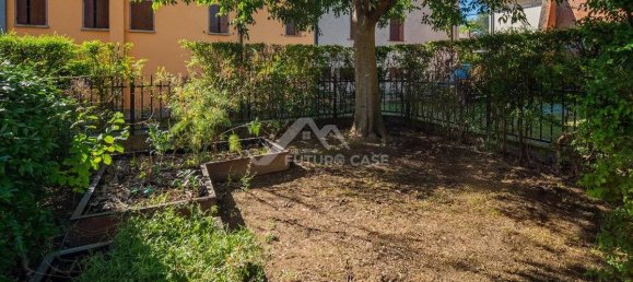 3 bedrooms Apartment in Reggio Emilia, Italy No. 374291 31