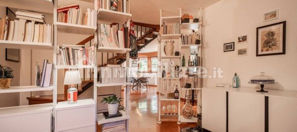 3 bedrooms Apartment in Reggio Emilia, Italy No. 374291 9