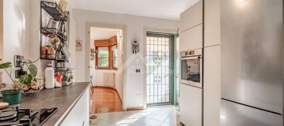 3 bedrooms Apartment in Reggio Emilia, Italy No. 374291 12