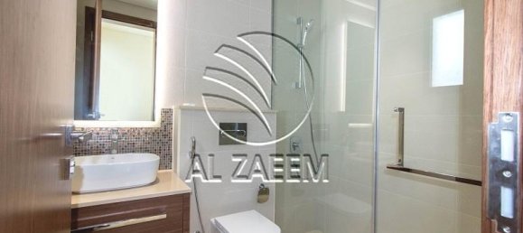 5 bedrooms Villa in Yas Island, UAE No. 29793 8