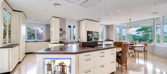 5 Schlafzimmer Villa in Marbella, Spain, Nr. 68016 10