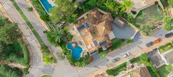 5 Schlafzimmer Villa in Marbella, Spain, Nr. 68016 19