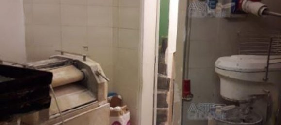 68m² Commercial property in Livorno, Italy No. 312148 8