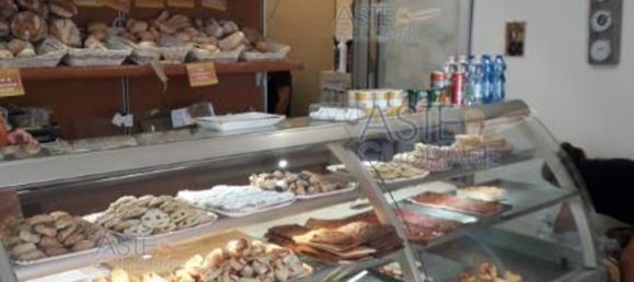 68m² Commercial property in Livorno, Italy No. 312148 6