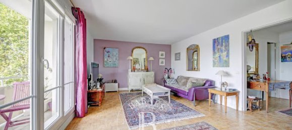 3 bedrooms Apartment in Versailles, France No. 181669 6