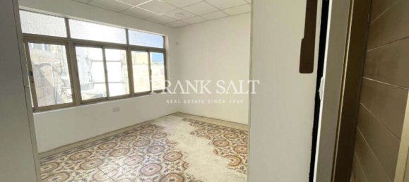  مكتب في Marsa, Malta 10متر مربع رقم 12373 3