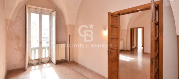 5 rooms Apartment in Mesagne, Italy No. 22541 2