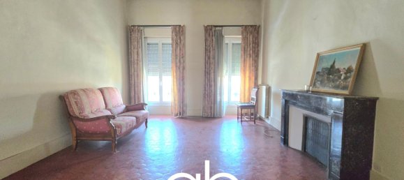 17 rooms Building in Lunel, France No. 294488 3