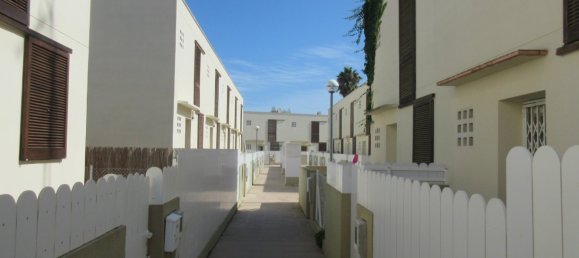 3 Schlafzimmer Haus in Coma-Ruga, Spain, Nr. 238 9