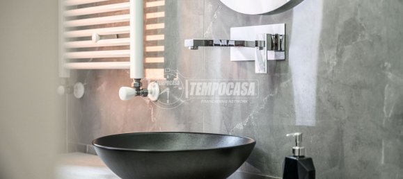 4 rooms Duplex in Vignola, Italy No. 159700 16