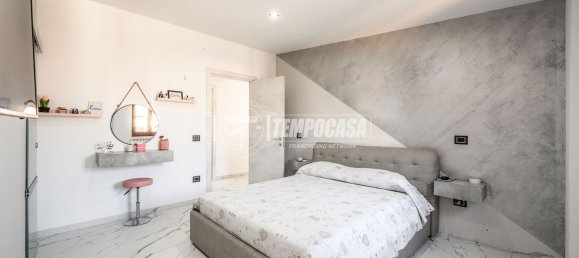 4 rooms Duplex in Vignola, Italy No. 159700 26
