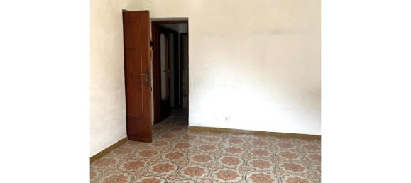 Villa de 4 divisões em Palermo, Italy N.º 39328 2
