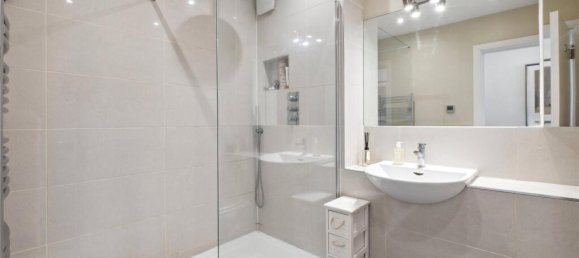 2 bedrooms Apartment in London, United Kingdom No. 5226 6