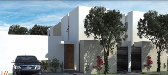 3 bedrooms House in Merida, Mexico No. 69781 2