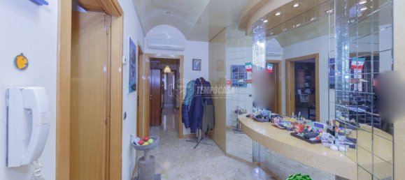 3 bedrooms Apartment in Piacenza, Italy No. 113640 3
