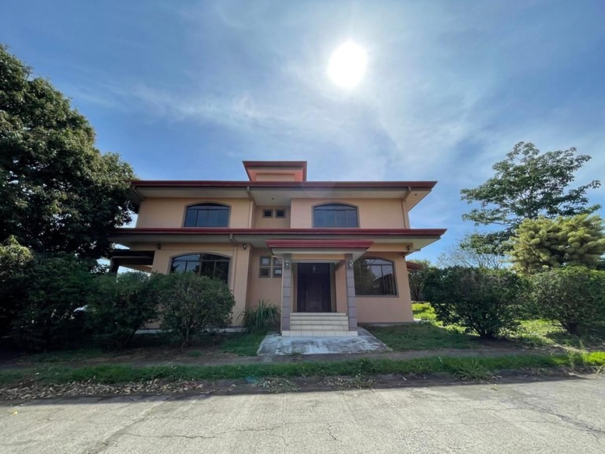 4 chambres house à vendre à Grecia, Grecia , Alajuela, Costa Rica № 106