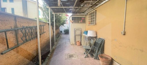 4 rooms Apartment in Rome, Italy No. 28414 11