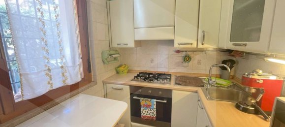 4 rooms Apartment in Rome, Italy No. 28414 20