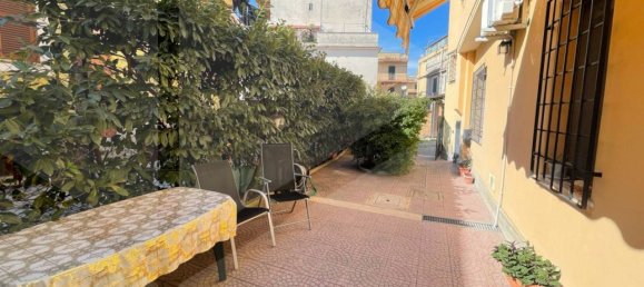 4 rooms Apartment in Rome, Italy No. 28414 6
