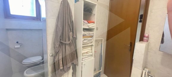 4 rooms Apartment in Rome, Italy No. 28414 36