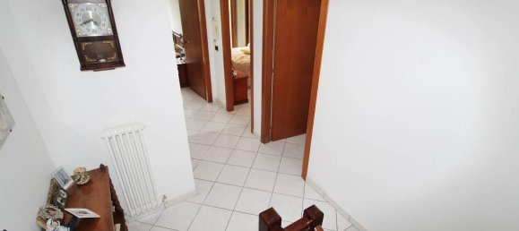 5 rooms House in San Benedetto del Tronto, Italy No. 75293 14