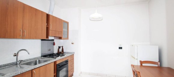 5 rooms House in San Benedetto del Tronto, Italy No. 75293 7