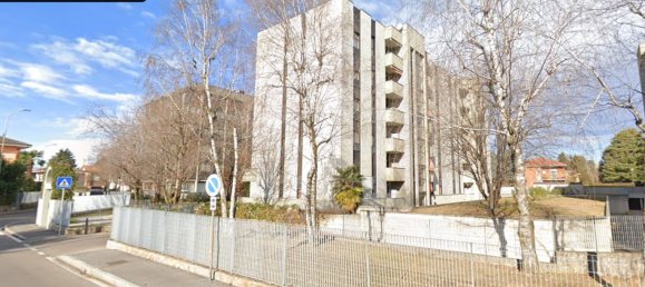 5 bedrooms Penthouse in Saronno, Italy No. 372599 4