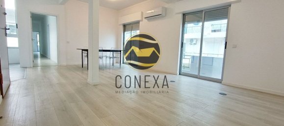 4 bedrooms Apartment in Faro, Portugal No. 153117 3