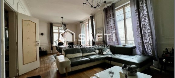 5 bedrooms House in Vierzon, France No. 272727 2