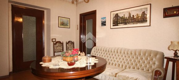 Casa T2 em Alba, Italy N.º 263966 8