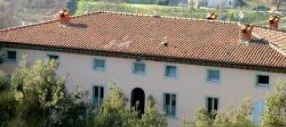8 bedrooms Villa in Capannori, Italy No. 386 3