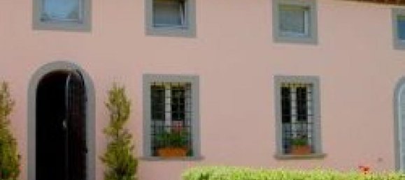 8 bedrooms Villa in Capannori, Italy No. 386 2