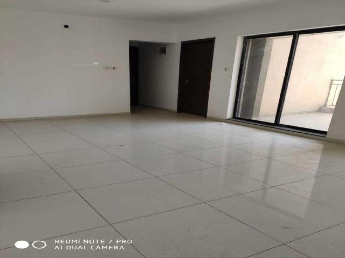 2 bedrooms House in Pune, India No. 1889