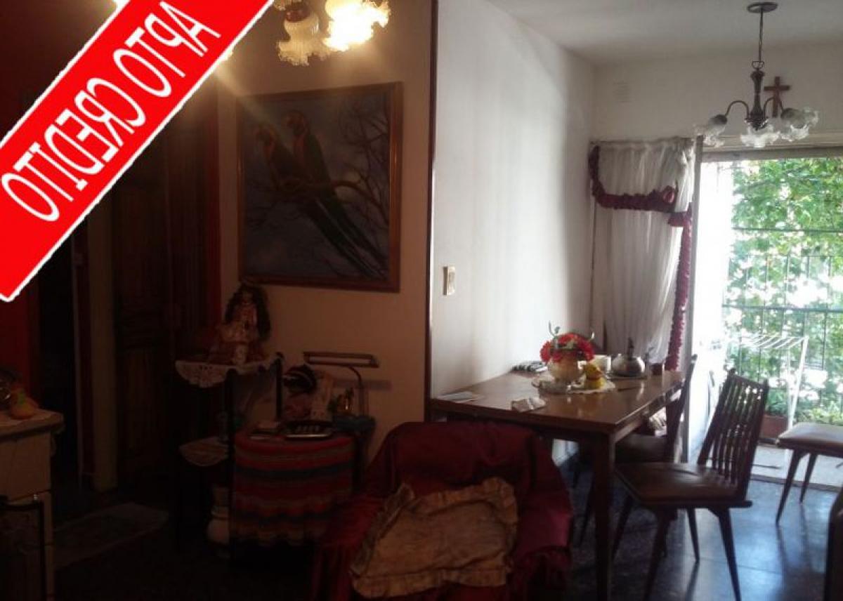 2 bedrooms Apartment in Tres de Febrero, Argentina No. 7942