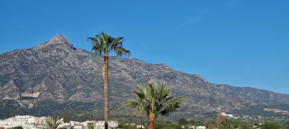 6 bedrooms Villa in Marbella, Spain No. 82215 19