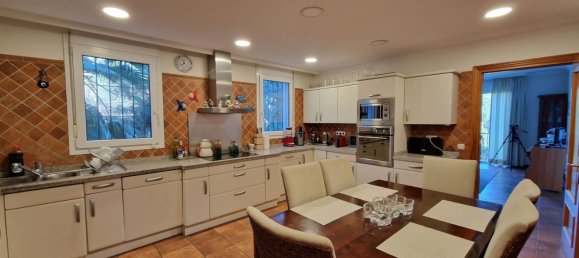 6 bedrooms Villa in Marbella, Spain No. 82215 14