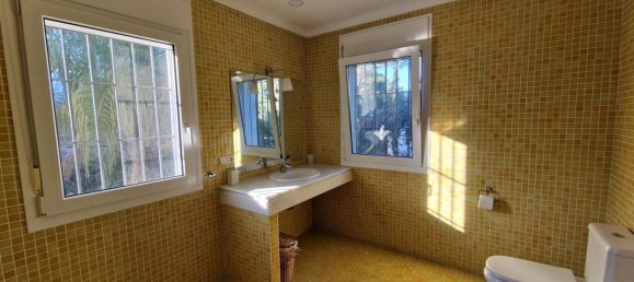 6 bedrooms Villa in Marbella, Spain No. 82215 24